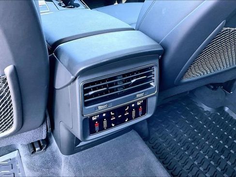 Used 2023 Audi Q7 3.0T Premium Plus image 25