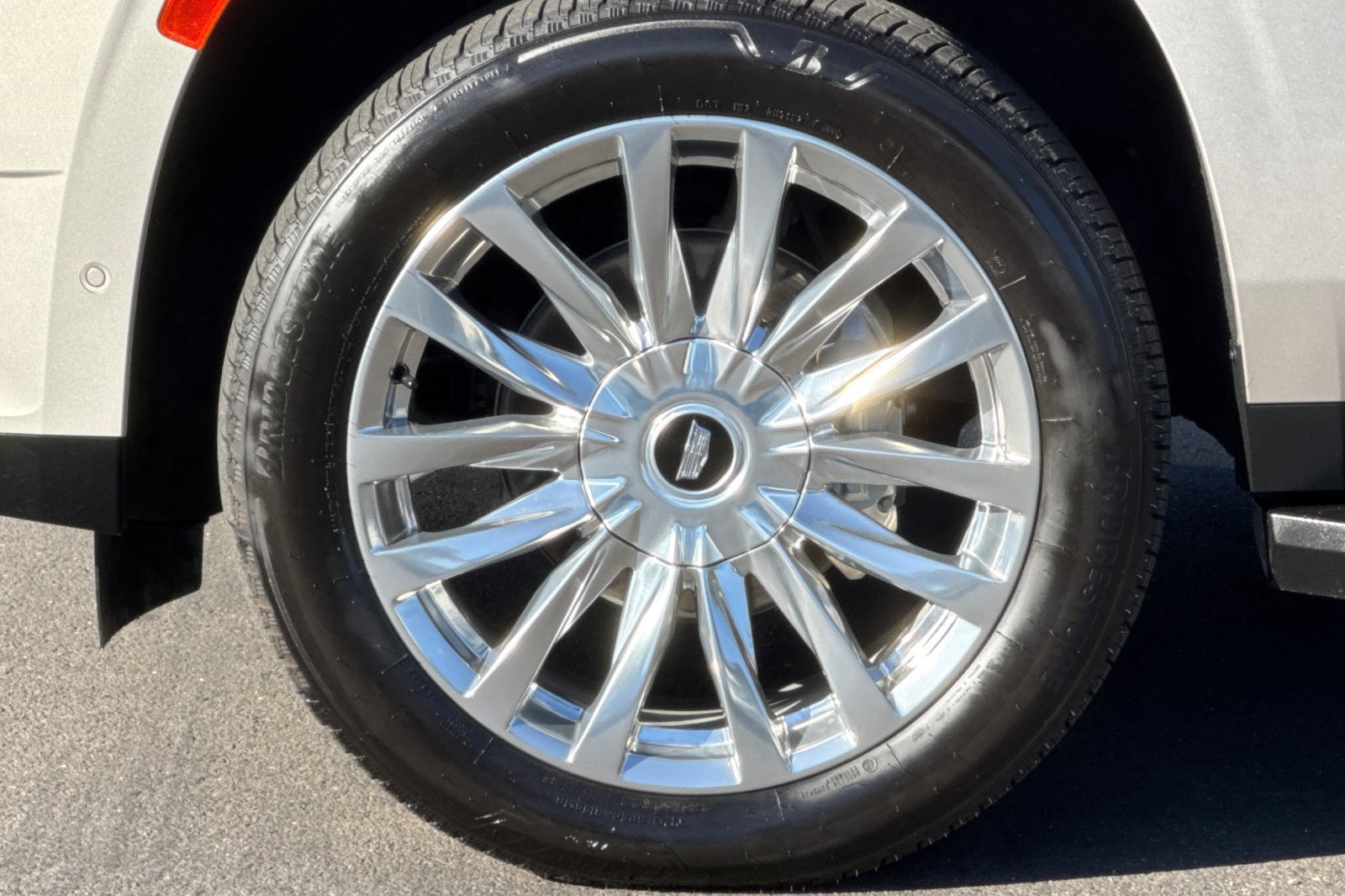 Certified 2023 Cadillac Escalade Premium Luxury AWD/4WD image 44