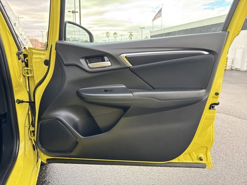 Used 2016 Honda Fit LX image 25