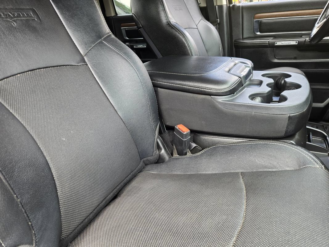 Used 2014 RAM 2500 Laramie w/ Cold Weather Group AWD/4WD image 24