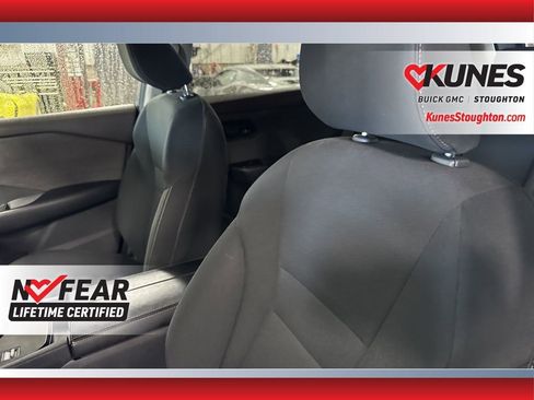 Used 2023 Nissan Rogue S image 23