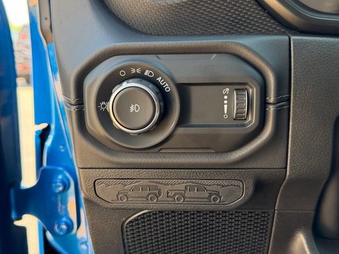 Certified 2024 Jeep Wrangler Unlimited Rubicon 392 AWD/4WD image 26