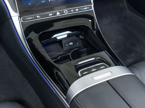 Certified 2024 Mercedes-Benz CLE 450 4MATIC Cabriolet image 21