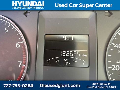 Used 2011 Volkswagen Jetta SEL image 12