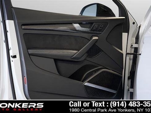 Used 2020 Audi SQ5 Premium Plus w/ Premium Plus Package image 42