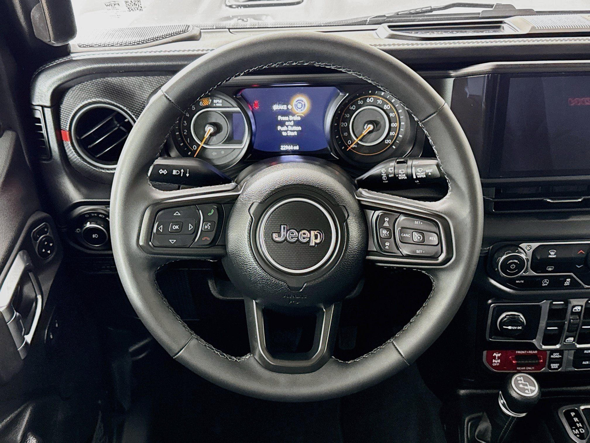 Certified 2025 Jeep Wrangler Unlimited Rubicon AWD/4WD image 13