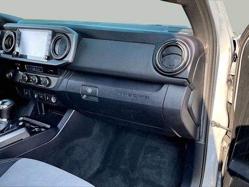 Used 2021 Toyota Tacoma TRD Sport RWD image 17