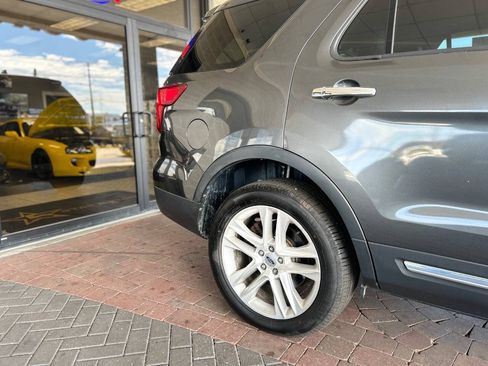 Used 2016 Ford Explorer Limited AWD/4WD image 21
