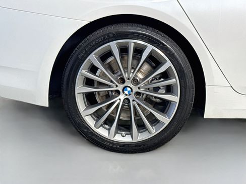 Used 2023 BMW 530i w/ Executive Package RWD image 33
