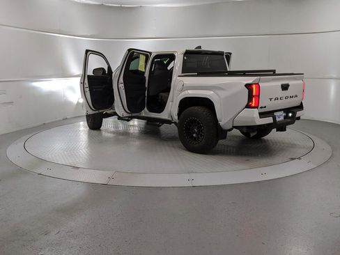Used 2024 Toyota Tacoma SR5 image 10