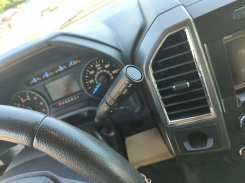 Used 2015 Ford F150 XLT w/ Equipment Group 302A Luxury RWD image 23