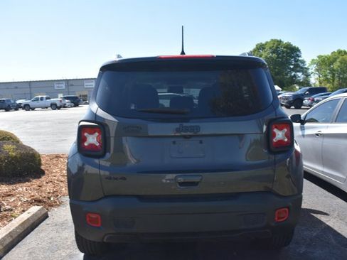 Used 2023 Jeep Renegade Altitude w/ Convenience Group I image 5