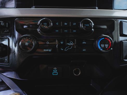 Used 2024 Ford F350 XL w/ Snow Plow/Camper Package image 23