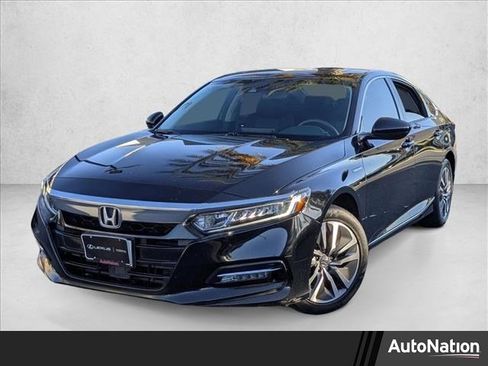 Used 2018 Honda Accord EX image 1
