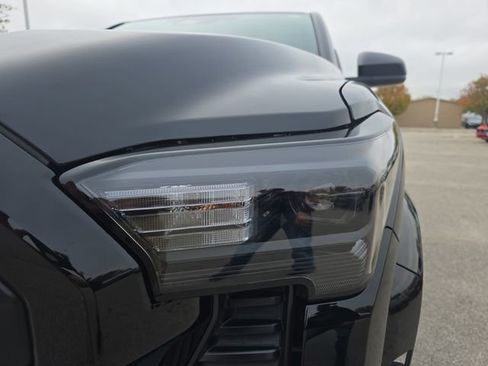 New 2026 Toyota Tacoma SR image 31