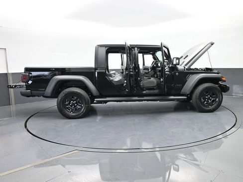 New 2026 Jeep Gladiator Sport image 67