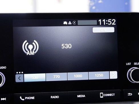 Certified 2024 Honda Accord LX image 32