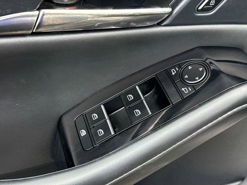 Certified 2024 MAZDA CX-30 AWD 2.5 S w/ Preferred Package image 17