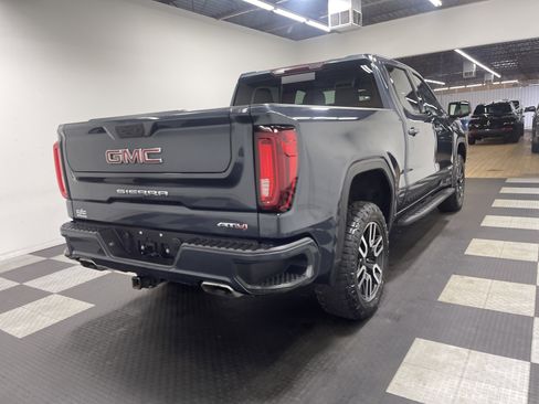 Used 2022 GMC Sierra 1500 AT4 w/ AT4 Preferred Package image 5