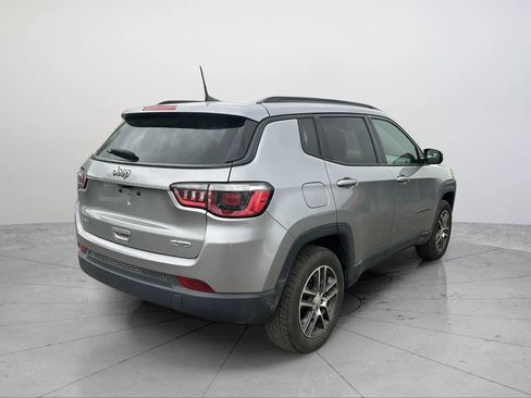Used 2018 Jeep Compass Latitude w/ Popular Equipment Group AWD/4WD image 13