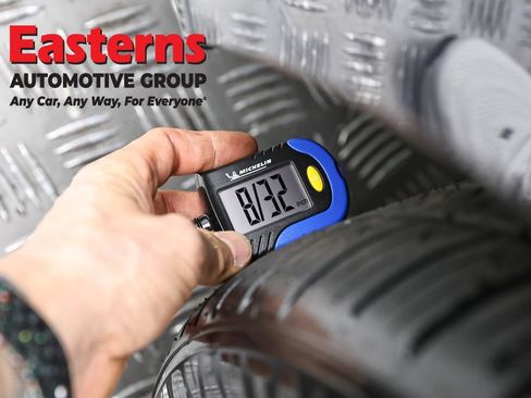 Used 2019 Tesla Model 3 Long Range image 23