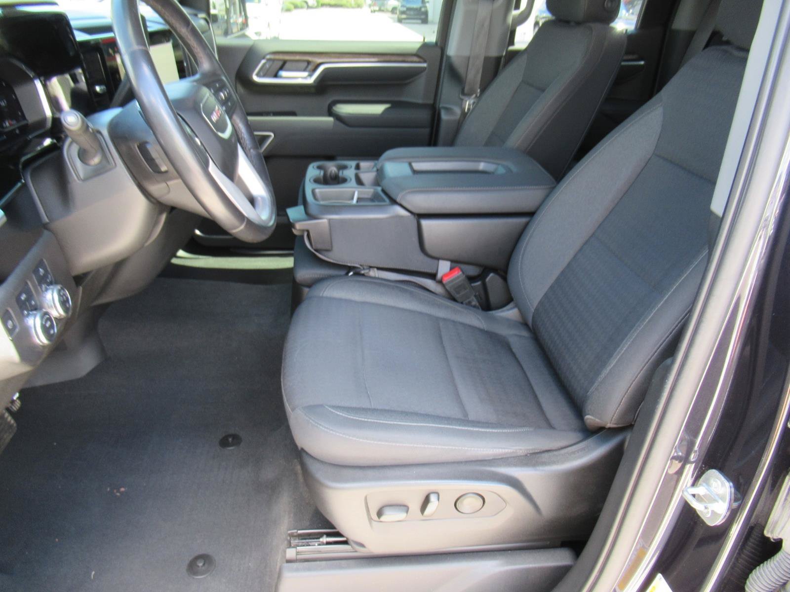 Used 2022 GMC Sierra 1500 Elevation AWD/4WD image 18