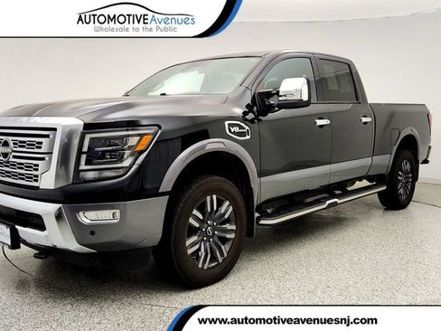 Used 2023 Nissan Titan Platinum Reserve w/ Moonroof Package AWD/4WD image 1
