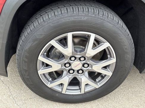 Used 2020 GMC Acadia SLT w/ Driver Alert Package II FWD image 13