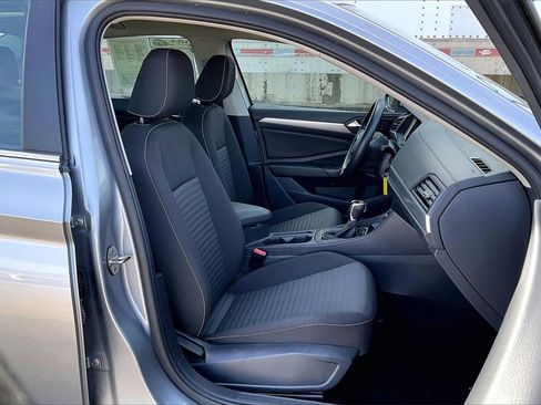 Used 2024 Volkswagen Jetta S image 7