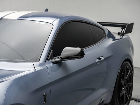 Used 2022 Ford Mustang Shelby GT500 w/ Carbon Fiber Track Pack RWD image 33