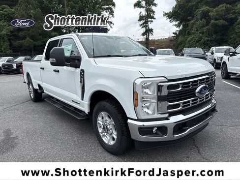 New 2026 Ford F350 XLT RWD image 1