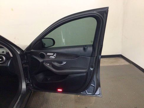 Used 2019 Mercedes-Benz C 300 Sedan w/ Premium Package image 7
