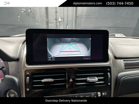 Used 2023 Lexus GX 460 Premium w/ Accessory Package image 34