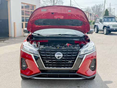 Used 2023 Nissan Kicks SR w/ SR Premium Package image 30