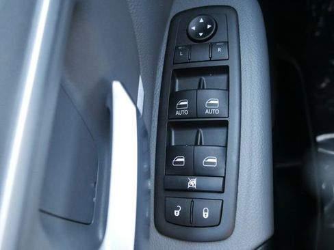 Used 2021 RAM 1500 Big Horn image 27