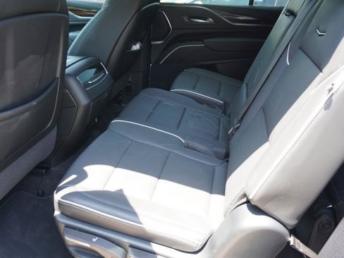 Used 2024 Cadillac Escalade Premium Luxury w/ Performance Package RWD image 10