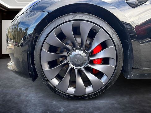 Used 2021 Tesla Model 3 Performance image 8