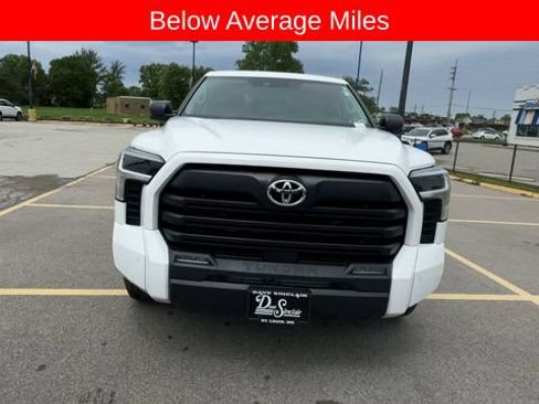 Used 2022 Toyota Tundra SR5 w/ SR5 Convenience Package RWD image 3