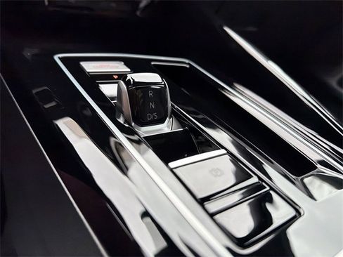 Used 2024 Volkswagen GTI SE image 20