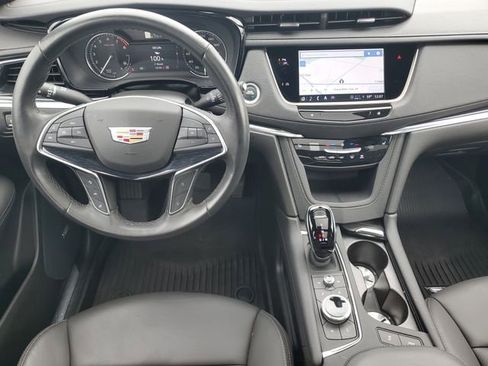 Certified 2023 Cadillac XT5 Premium Luxury w/ LPO, Floor Liner Package AWD/4WD image 30