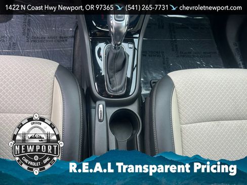 Used 2022 Buick Encore Preferred w/ Safety Package AWD/4WD image 17