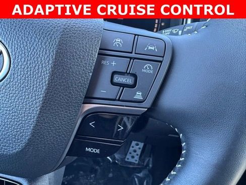 Certified 2025 Toyota Camry SE AWD/4WD image 24