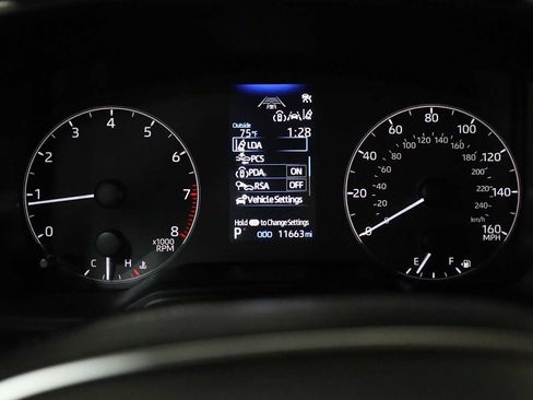 Used 2023 Toyota Corolla SE image 20