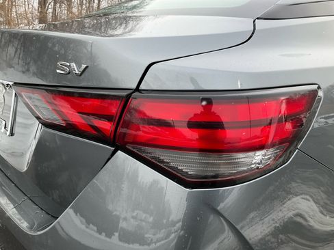 Used 2024 Nissan Sentra SV image 29