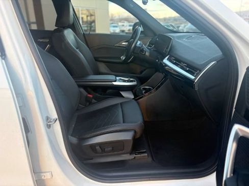 Used 2023 BMW X1 xDrive28i AWD/4WD image 12