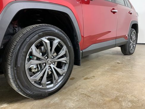 Used 2023 Toyota RAV4 Limited image 2