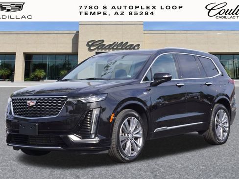 Certified 2025 Cadillac XT6 Premium Luxury image 1