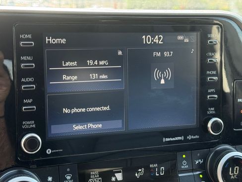 Used 2021 Toyota Highlander XLE AWD/4WD image 55