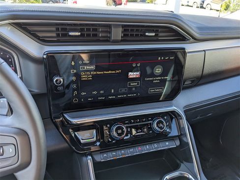 Used 2024 GMC Sierra 1500 Denali w/ Denali Reserve Package image 24