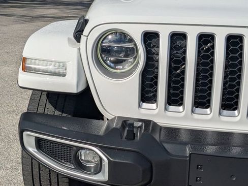 Used 2021 Jeep Wrangler Unlimited Sahara w/ Cold Weather Group image 11